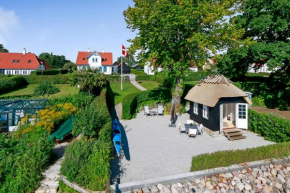 Troense Bed and Breakfast by the sea in Svendborg
